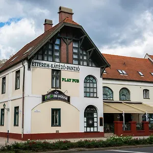 play-pub-etterem-es-panzio.hotels-hajduszoboszlo-hungary.com/