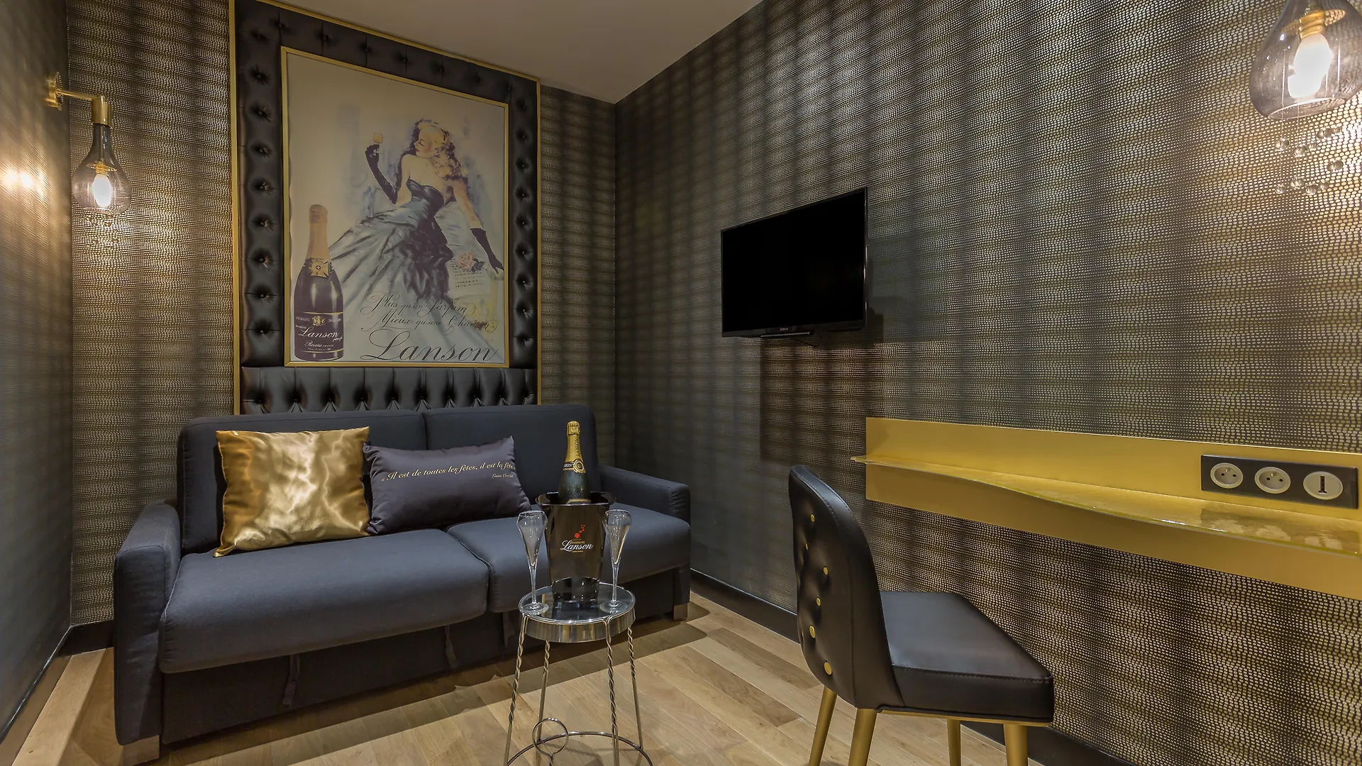 Hotel Les Bulles De Paris