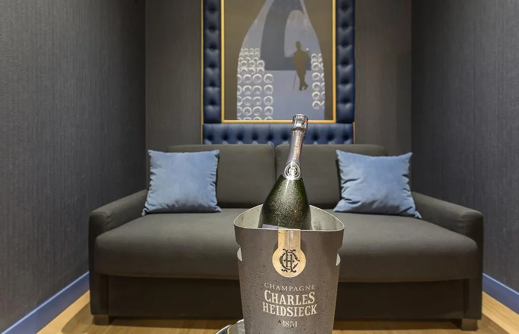Hotel Les Bulles De Paris