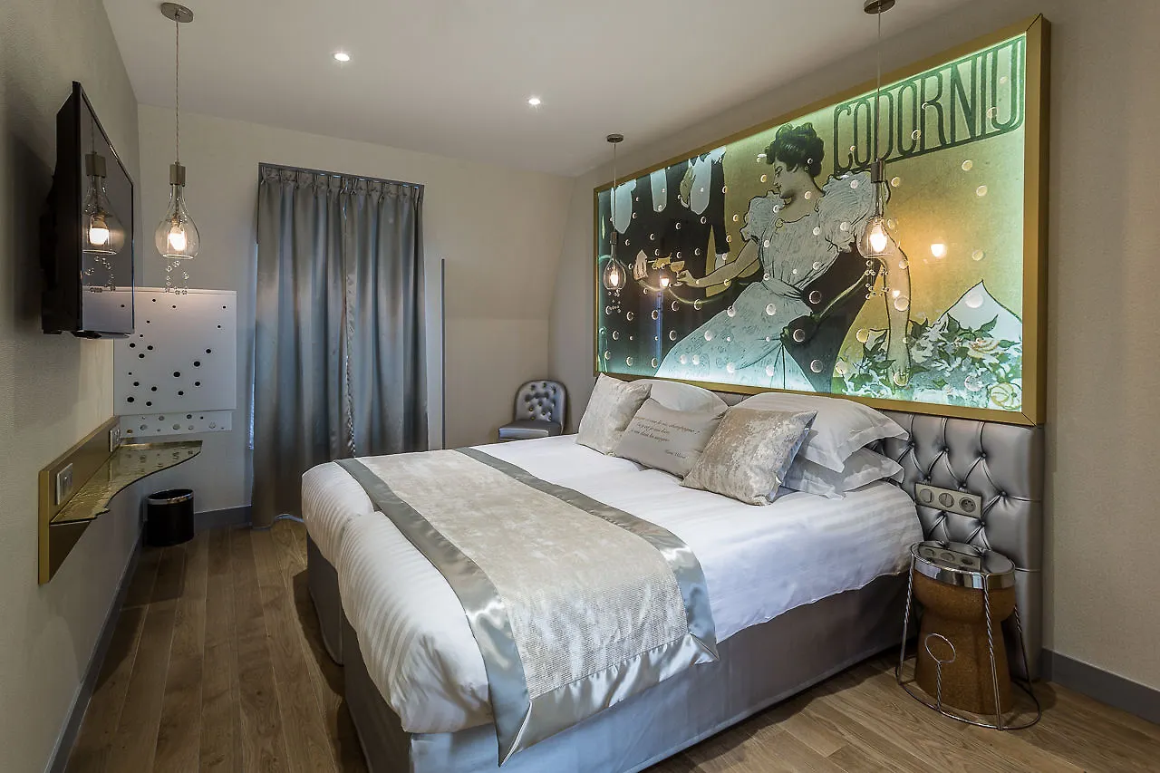Hotel Les Bulles De Paris