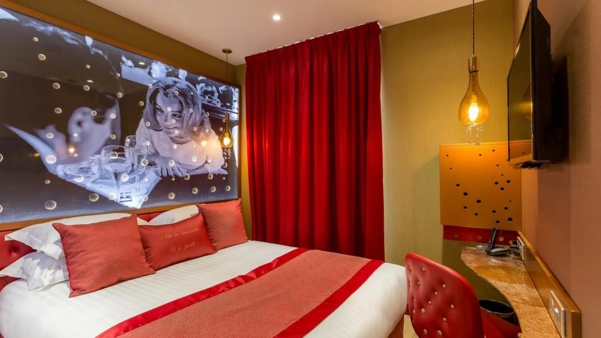 Hotel Les Bulles De Париж