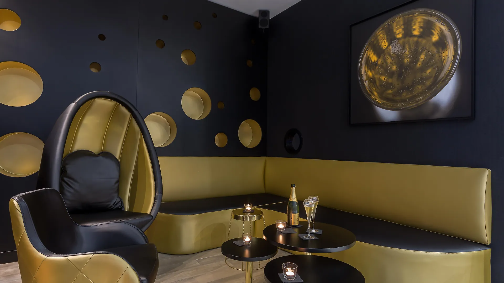 Hotel Les Bulles De Париж 4*,