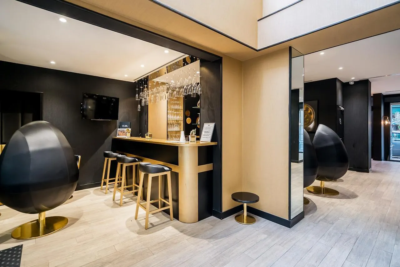 Hotel Les Bulles De Париж 4*,  Франция